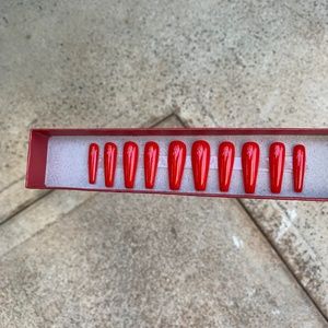 HOT TAMALE PRESS-ON NAILS SET {S}